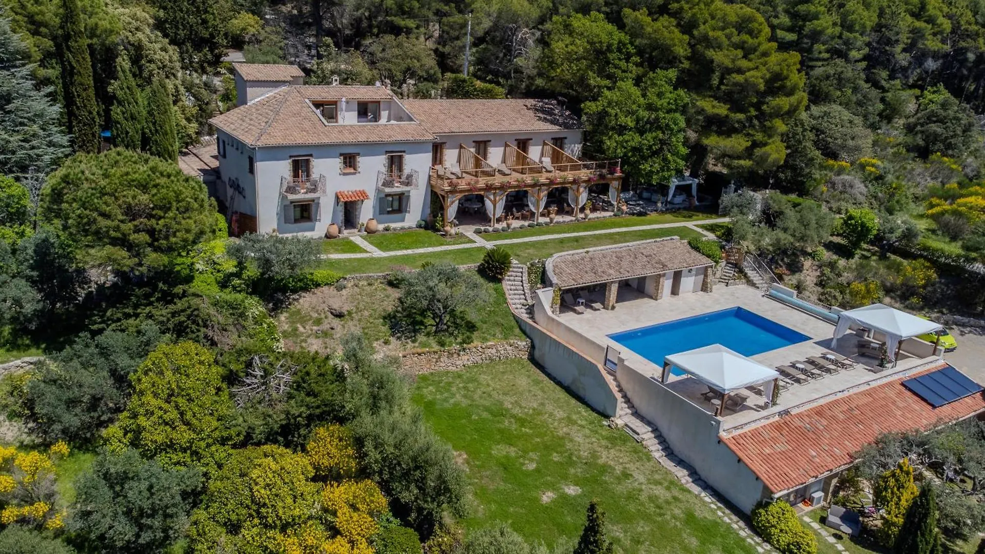 *** Ξενοδοχείο La Petite Auberge Tourtour Γαλλία
