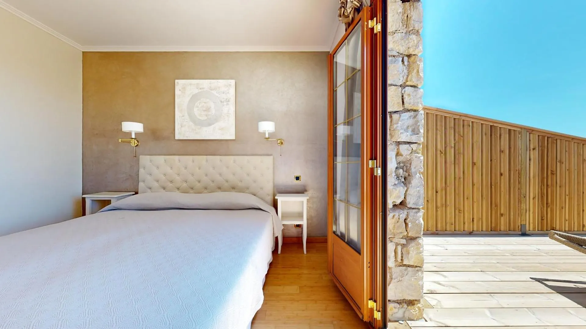 La Petite Auberge Tourtour 3*,